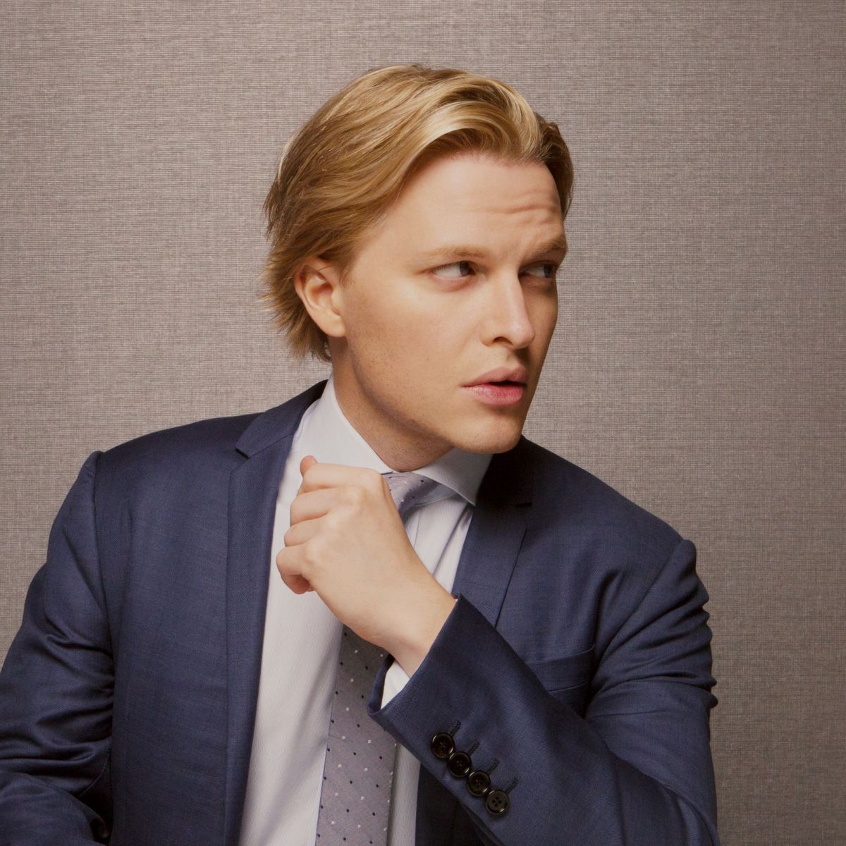 Ronan Farrow S Metoo Reporting The New York Times Takes Down A