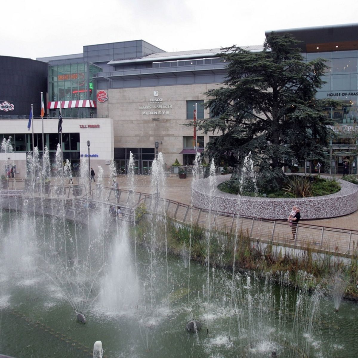 zara dundrum shopping centre