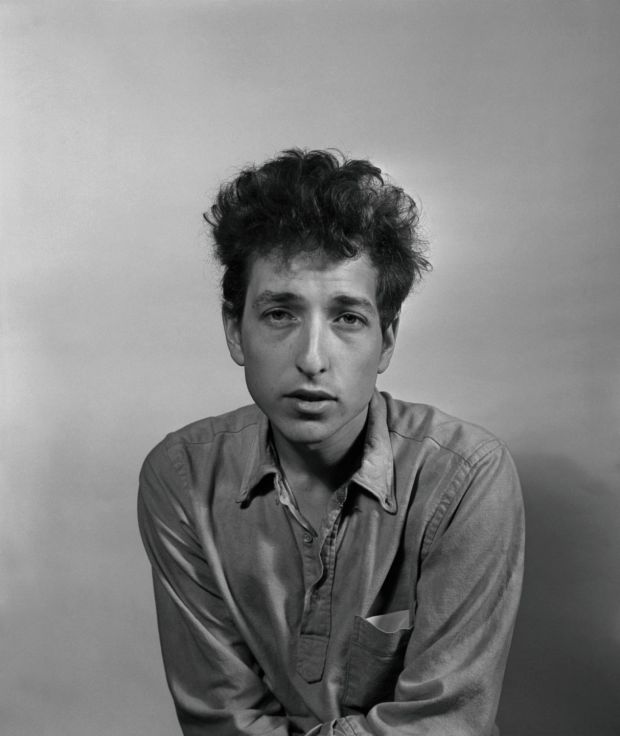 -- PHOTO MOVED IN ADVANCE AND NOT FOR USE - ONLINE OR IN PRINT - BEFORE JUNE 12, 2020. --FILE - Bob Dylan in New York, 1963. In a rare interview, the Nobel Prize winner discusses mortality, drawing inspiration from the past, and his new album: ÒRough and Rowdy Ways.Ó (William C. Eckenberg/The New York Times)