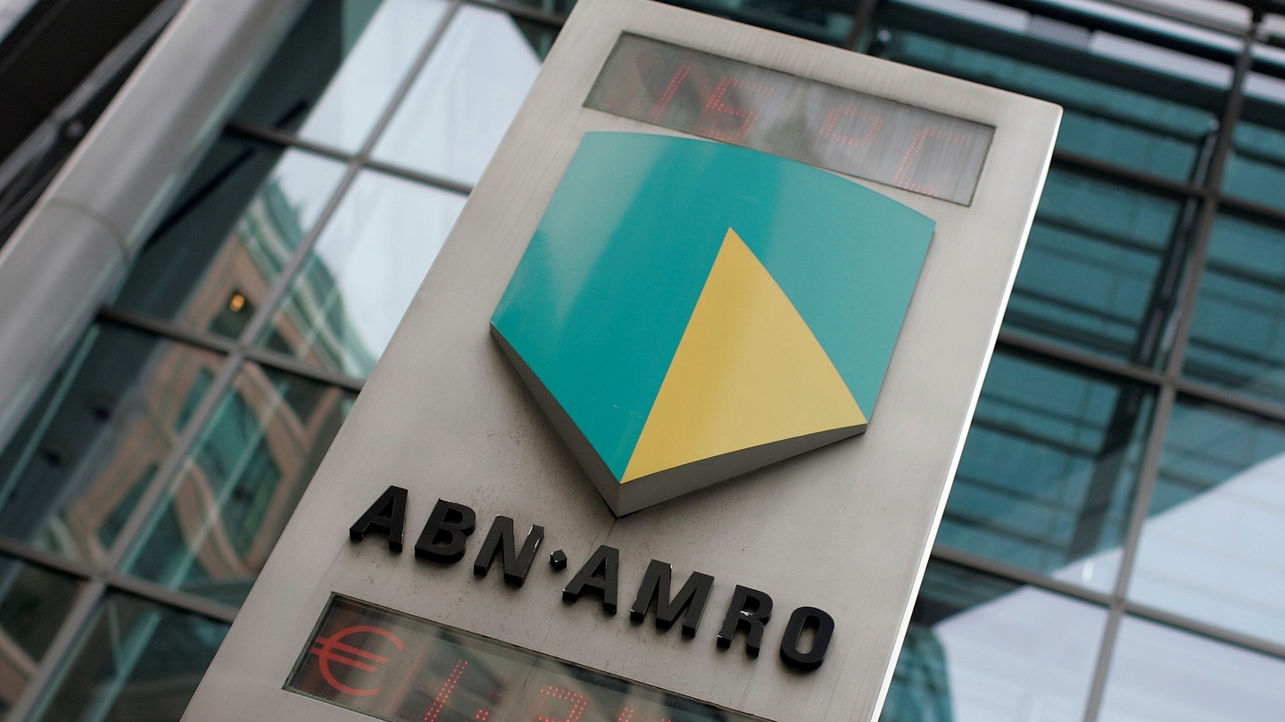 Capital times. ABN AMRO Bank. ABN AMRO logo. Голландский банк. ABN AMRO Аякс.