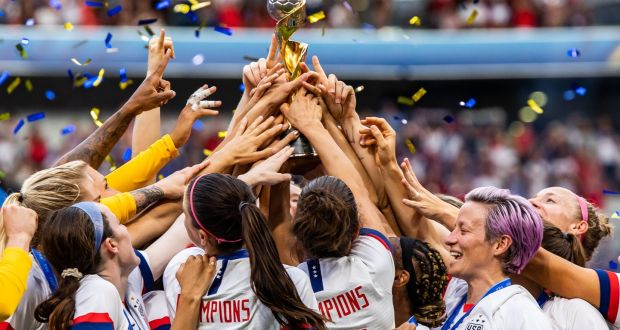Us Women S National Soccer Team Win Equal Work Conditions With Men S Team
