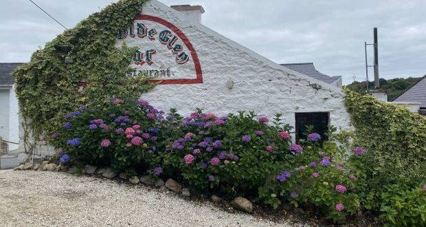 The Olde Glen Bar & Restaurant in Glen village, near Carrigart, has a simply worded menu with a few unannounced surprises. 