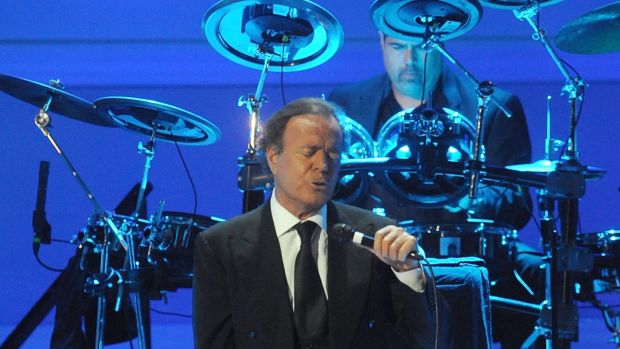 Julio Iglesias performing at Carnegie Hall, New York in 2014. Photo: Brad Barket / Getty Images