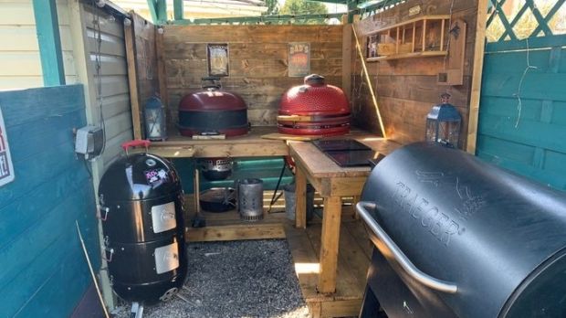 Martin Savage's outdoor kitchen