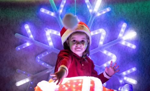 CHRISTMAS IS COMING: Children's Health Ireland at Crumlin switches on their Christmas lights as Poppy Bolger (4) enjoys the festivities. Photograph: Andres Poveda