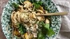 Spaghetti aglio e olio with kale and mushrooms 
