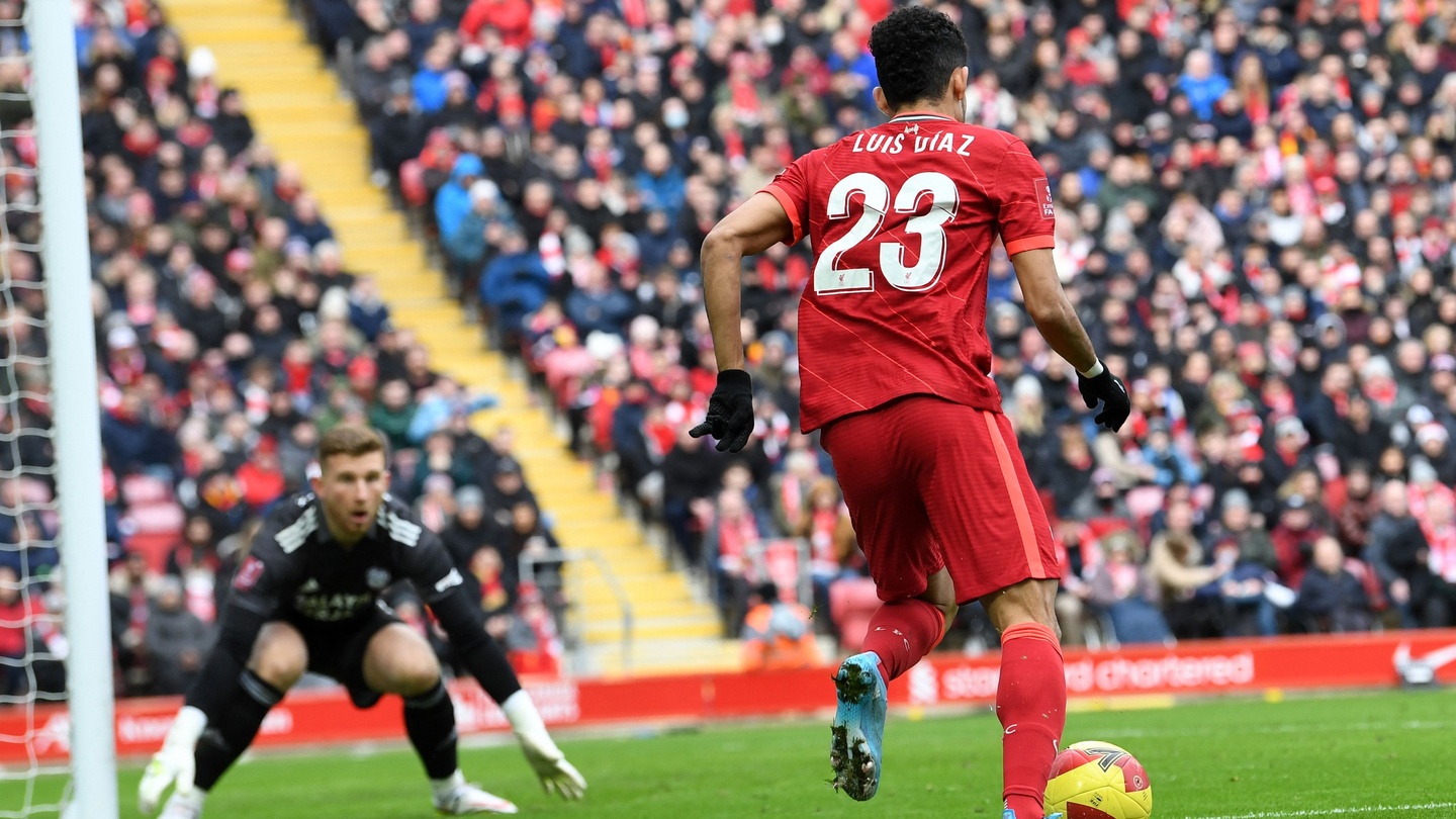 Luis Diaz makes debut as Liverpool end Cardiff resistance