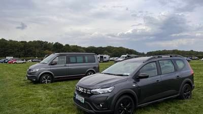 Dacia Jogger turns into a campervan to face the mighty VW California