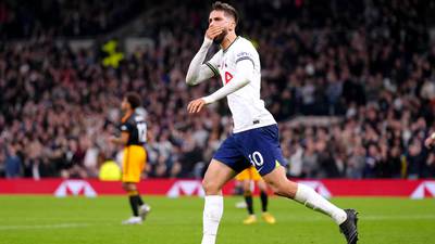 Premier League round-up: Tottenham beat Leeds in thriller