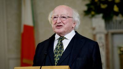 President pays tribute to frontline workers as Ireland remembers Covid victims