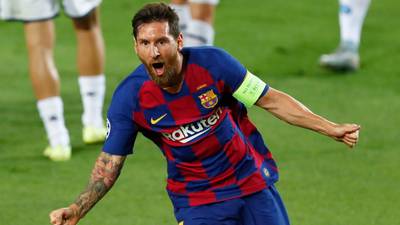 Messi weaves his magic again to guide Barça past Napoli