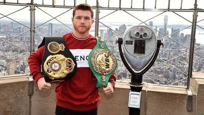 Canelo Álvarez signs largest contract in the history of sport