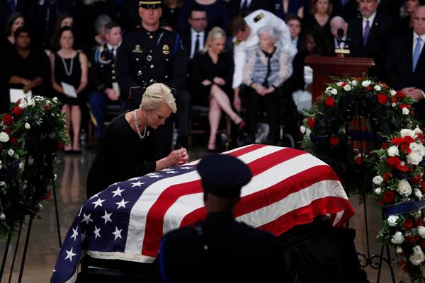 US political leaders pay tribute as John McCain lies in state at Capitol