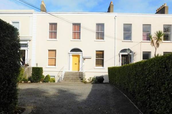 What sold for €320k or less in Dún Laoghaire, Crumlin, East Wall and Tramore