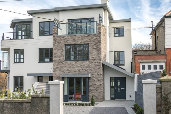Smart new build by the Dodder for €950K
