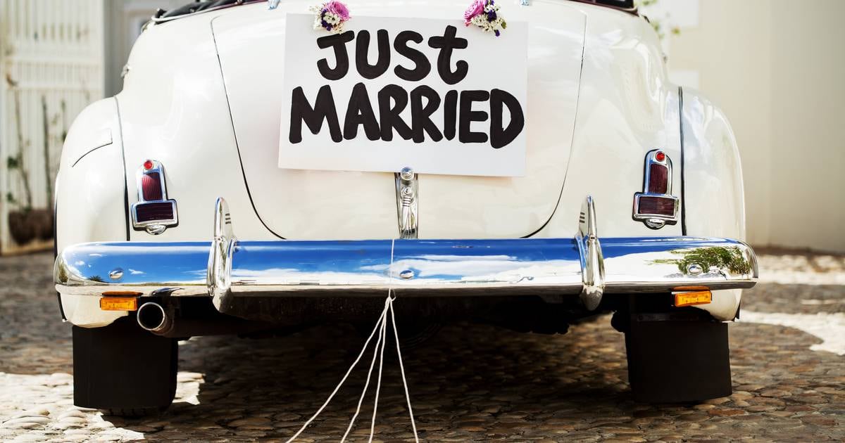 Могут ли родители оплатить свадьбу и медовый месяц без того, чтобы счастливая пара не столкнулась с налоговыми счетами?  — Ирландские Таймс
