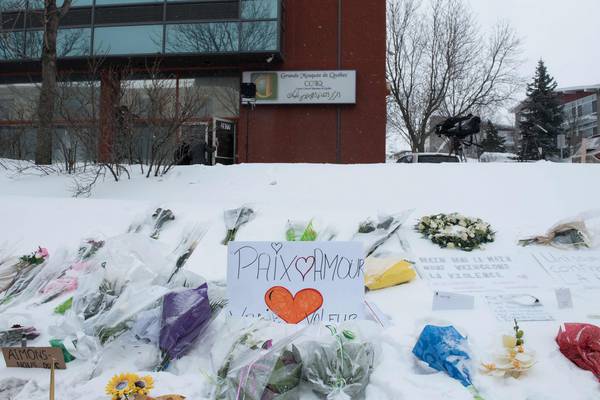 Québec mosque opens doors following fatal attack