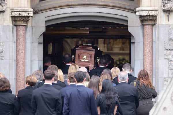 Max Wall died ‘listening to the voice of a father who loved him’, funeral Mass told