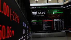 Global markets fall as Iseq is weighed down by index heavy-hitter 
