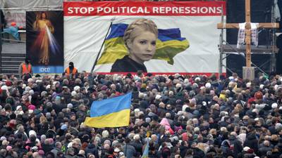Tymoshenko says she is not considering bid for power