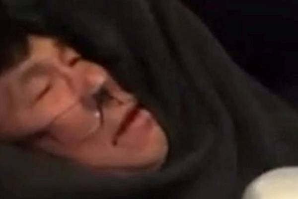 United Airlines reaches settlement with dragged passenger