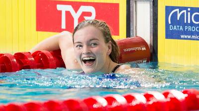 Mona McSharry qualifies in top spot for Glasgow final