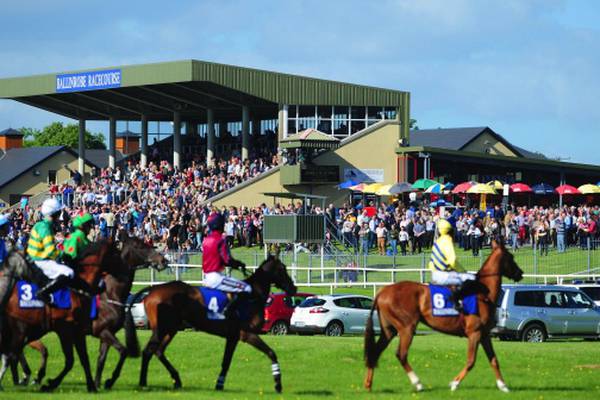 Stakeholders decide flat racing will continue at Ballinrobe