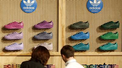 Adidas CEO to stay with firm until end of contract in 2017