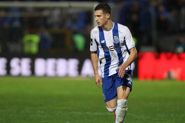 Manchester United complete signing of Diogo Dalot