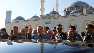 Erdogan rejects demand to pull Turkish troops from Qatar