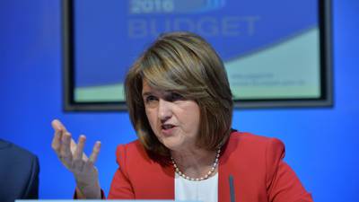 Tánaiste refuses to be drawn on Minister for Health’s performance