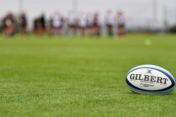 English RFU to reduce tackle height in junior games for player welfare