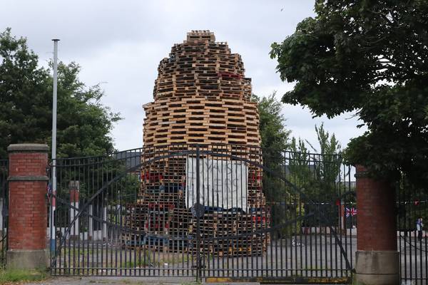 UDA threats behind go-ahead for bonfire at interface area – O’Neill