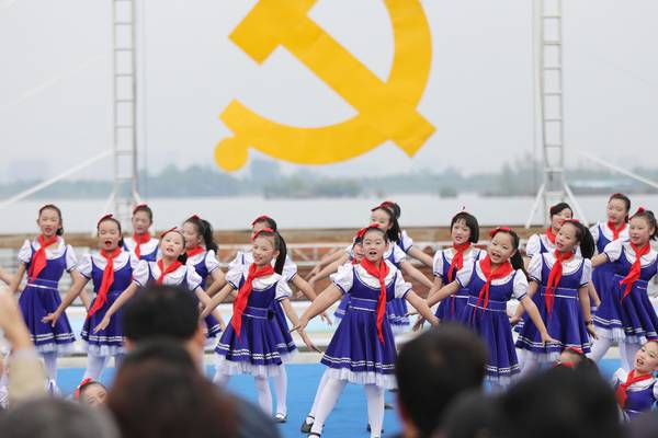 China gears up for Xi Jinping's power play at communist congress