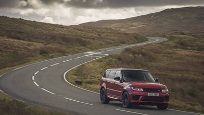 Range Rover Sport D350: Fab to drive. But everyone you pass will hate you