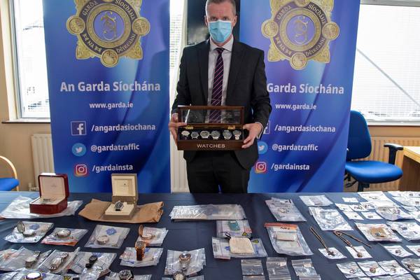 Gardaí display items from raids worth more than €165,000