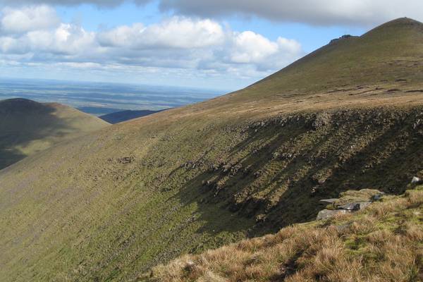 Walk for the Weekend: A twin-county stroll with splendid views