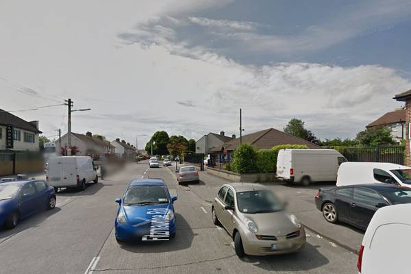 Man assaulted during attempted robbery in Finglas