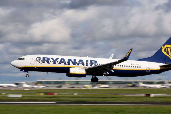 Ryanair to reinstate Belfast-London service a month early
