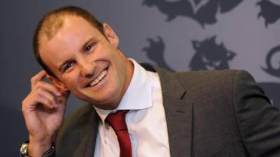 Andrew Strauss to pick new England coach, says Colin Graves