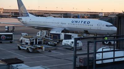 United Airlines makes Covid vaccine compulsory for US employees