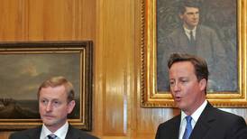 Kenny and Cameron travel to North for crucial talks