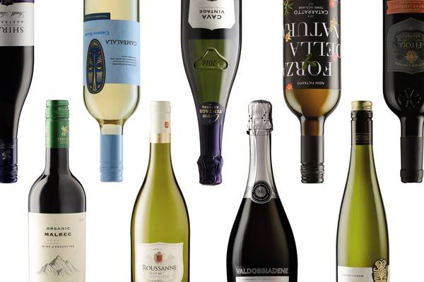 Here’s my pick of wines to try this weekend: 11 reds, whites, rosés and fizzes