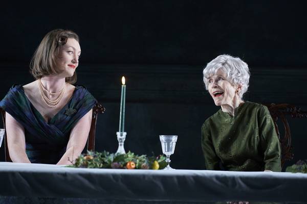 The Long Christmas Dinner: A ghostly telling of a dreamlike curiosity