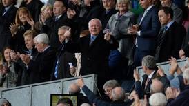 Dave Whelan warns he will resign if FA charges him