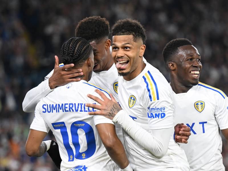 Leeds crush Norwich to move to within one game of a Premier League return