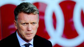 David Moyes urges Manchester United not to fire Louis van Gaal