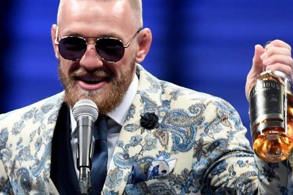 Conor McGregor says he was in the wrong over pub incident