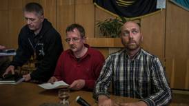 Hostages in Ukraine labelled prisoners of war by rebel leader