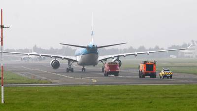Airliner lands on one engine after problems over Atlantic